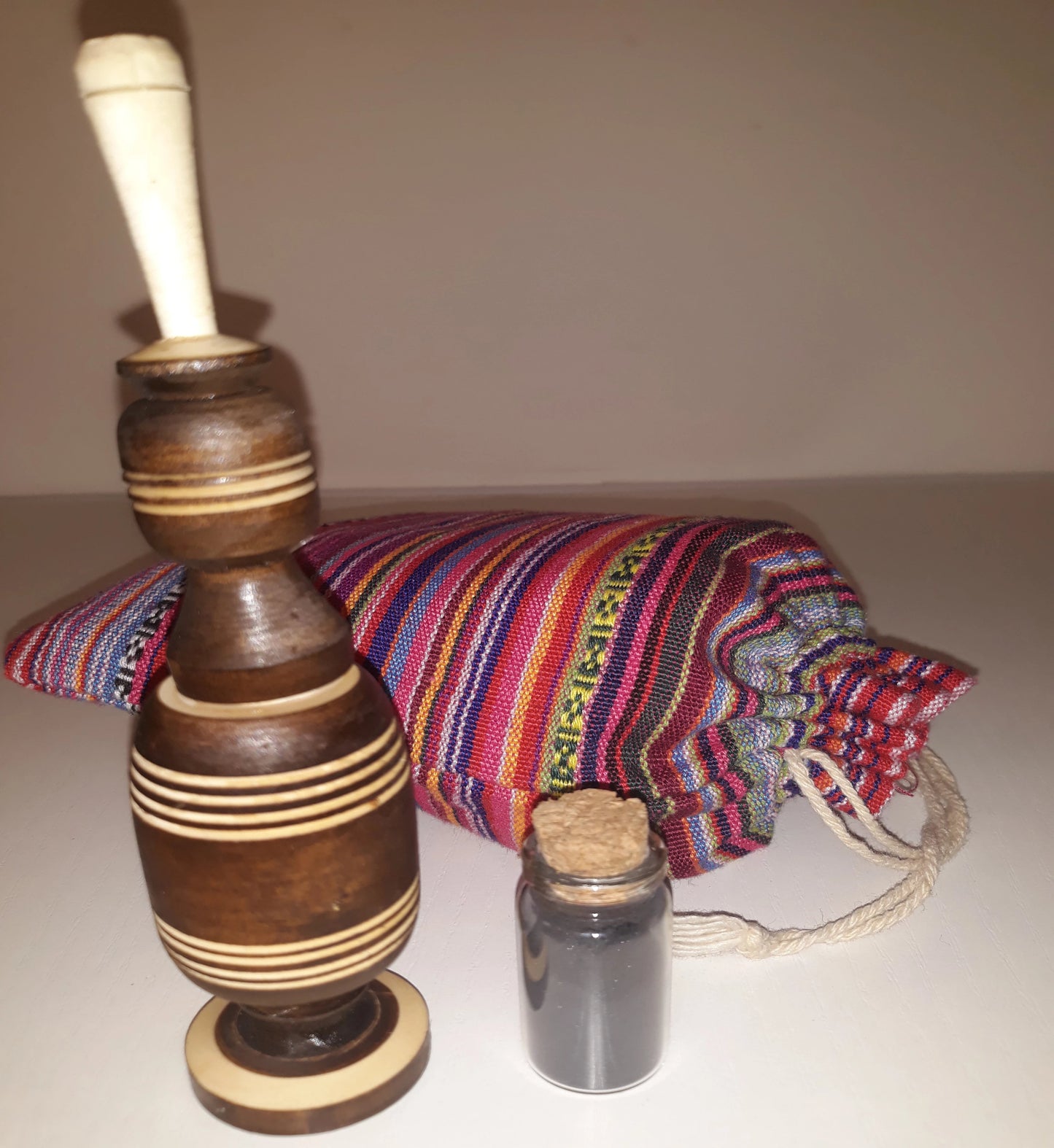 Trio pochette berbère, khôl gris et khôlier en bois - bioriental