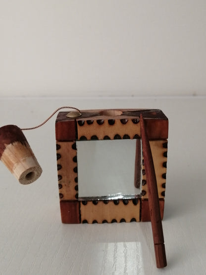 Flacon khôl avec miroir intégré