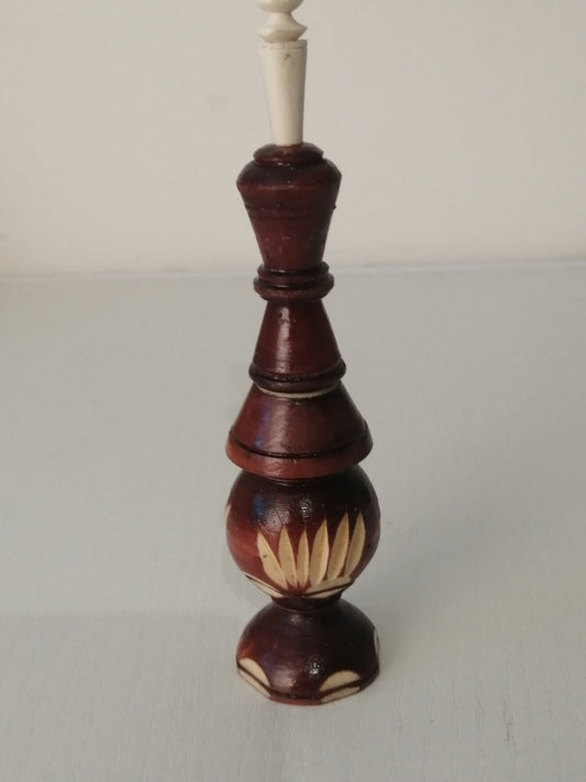 Flacon khôl sculpté marron clair